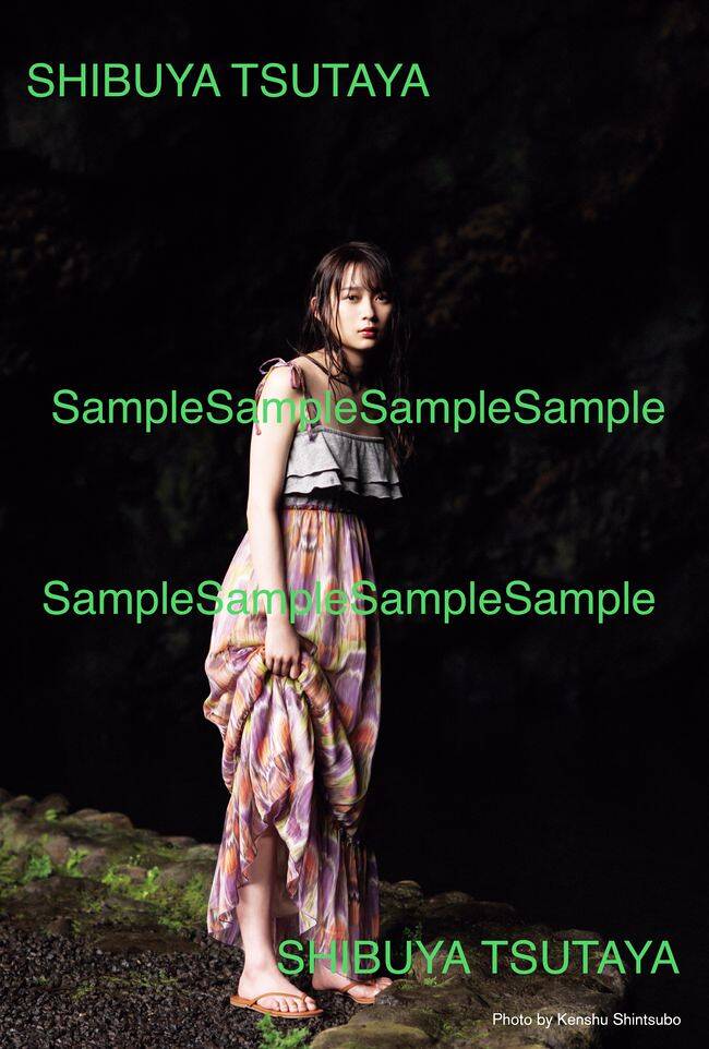 書店購入特典ポストカード公開します!|光の角度|鈴木絢音 - 幻冬舎plus 書店購入特典ポストカード公開します!|光の角度|鈴木絢音 - 幻冬舎plus