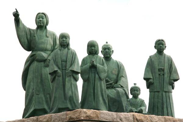 浅井長政家族像